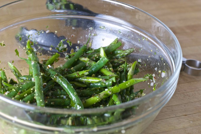 green beans asparagus parsley sauce tongs